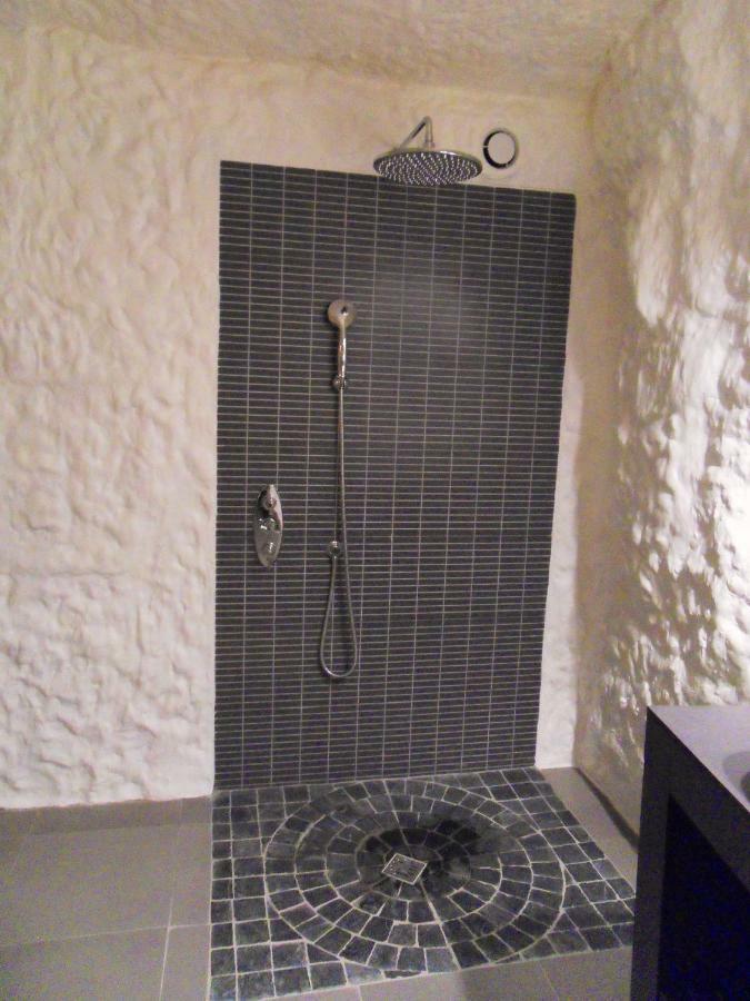 Bed and Breakfast Troglodelice Azay-le-Rideau Esterno foto