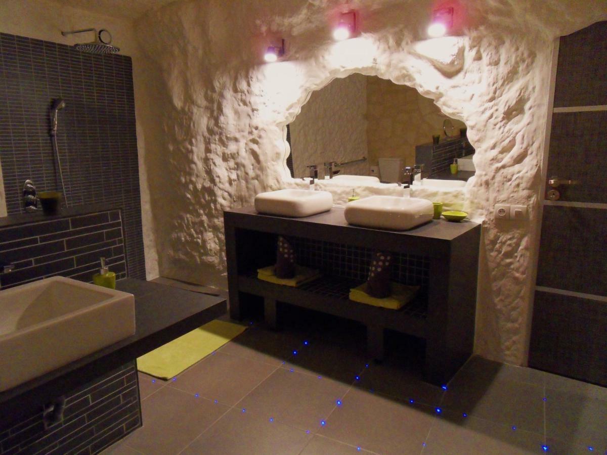 Bed and Breakfast Troglodelice Azay-le-Rideau Esterno foto