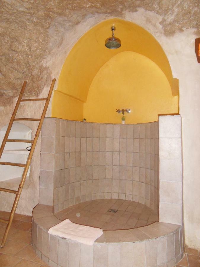 Bed and Breakfast Troglodelice Azay-le-Rideau Esterno foto